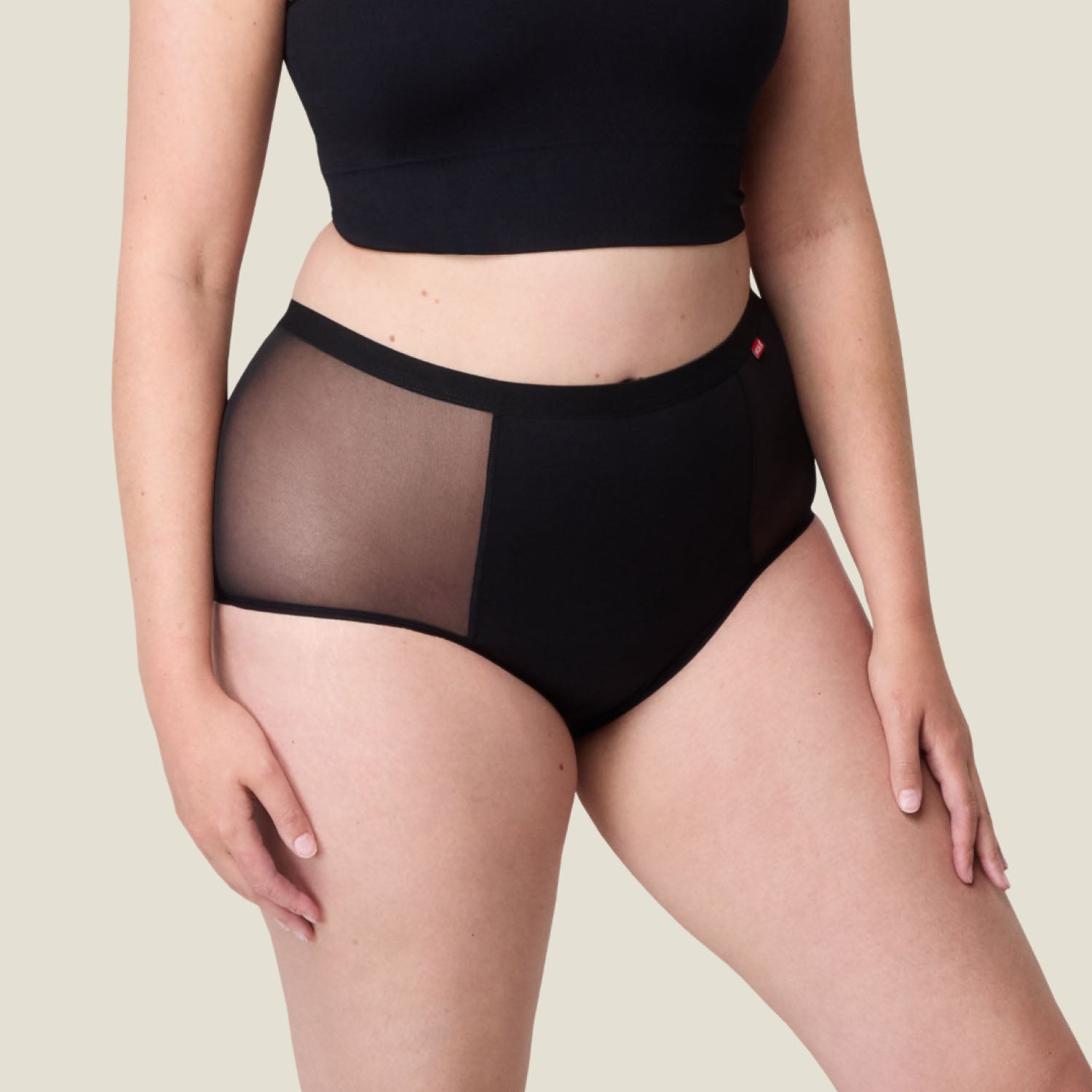 Side profile of WUKA Ultimate™ High Waist Period Underwear for Heavy Flow – soft, stretchy fit with breathable mesh inserts.