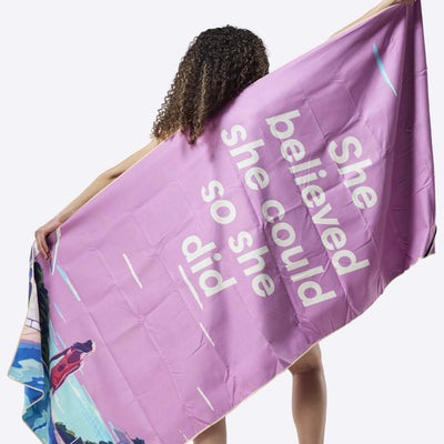 WUKA-QuickDry-Beach-Towel-Pink-Model